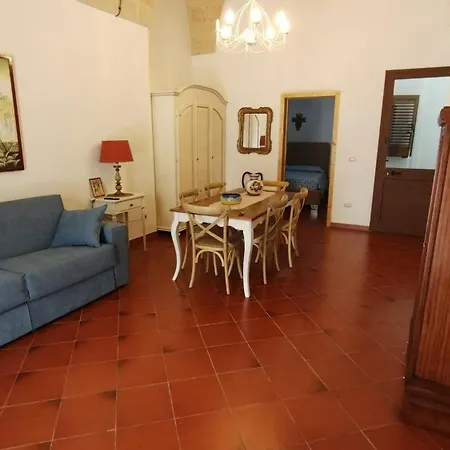 Casa Agora Carmiano (Apulia)